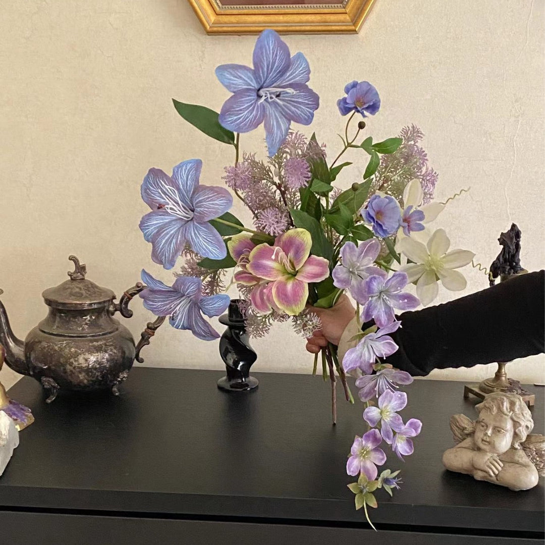 Artificial flower bouquet with fine, realistic blooms