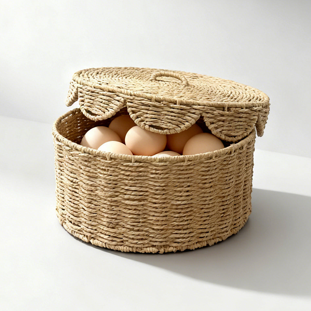 Rustic storage basket with lid