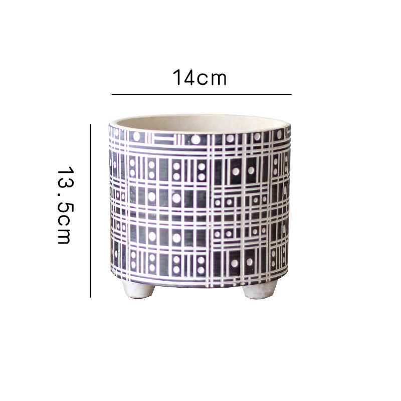 Decorative plant pot with geometric pattern