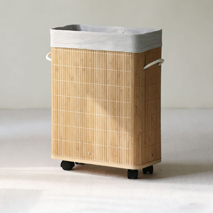 More modern laundry basket with practical movement system