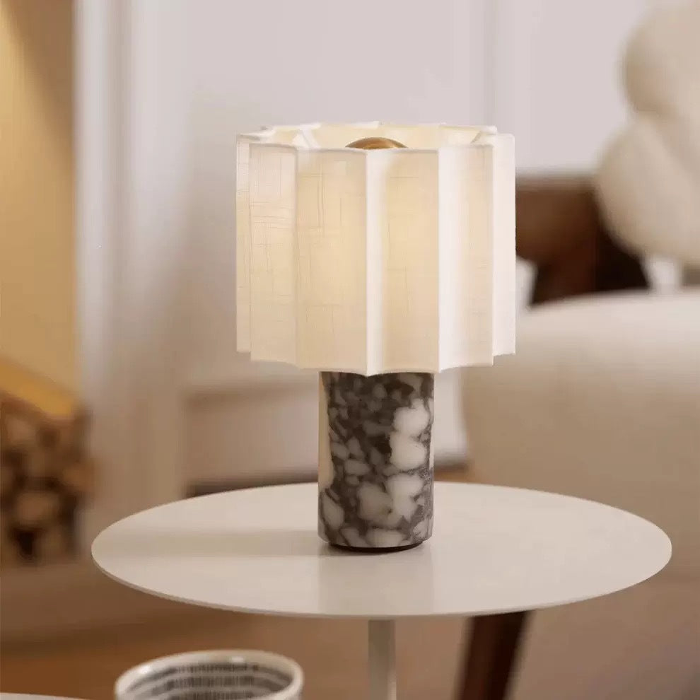 Decorative table lamp