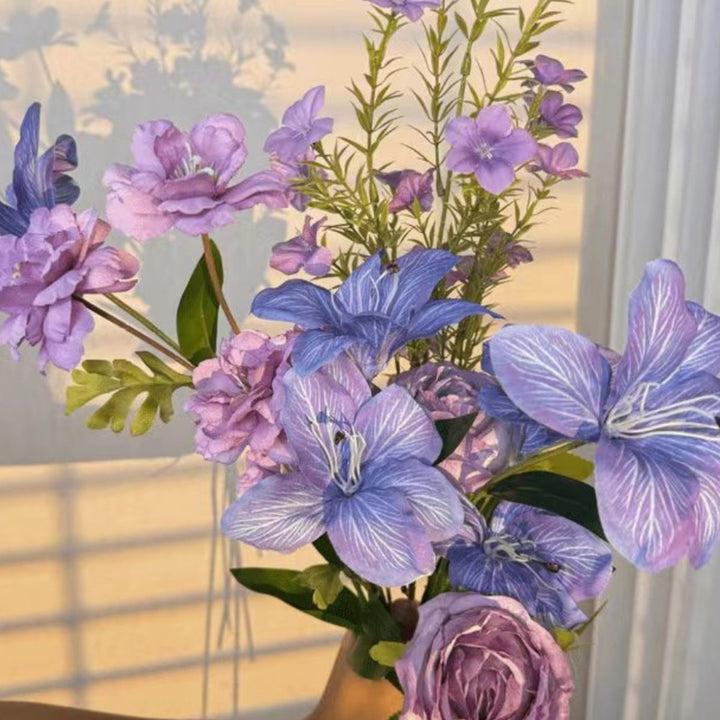 Artificial flower bouquet with fine, realistic blooms