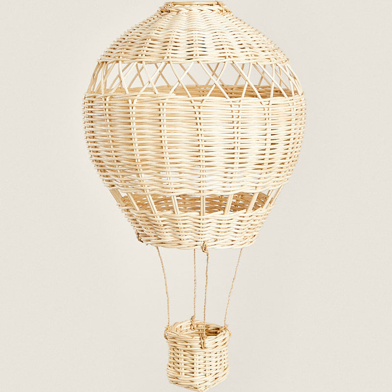 Decorative basket in the shape of a hot air balloon