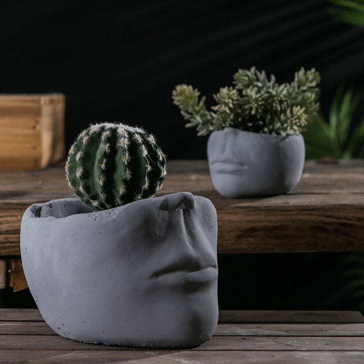 Decorative flower pots