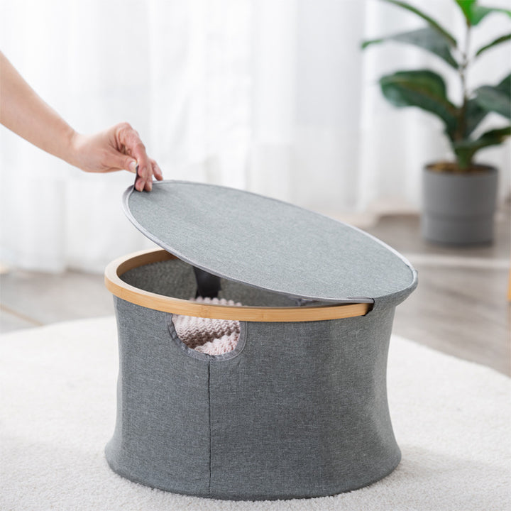 Storage basket with sturdy bamboo lid