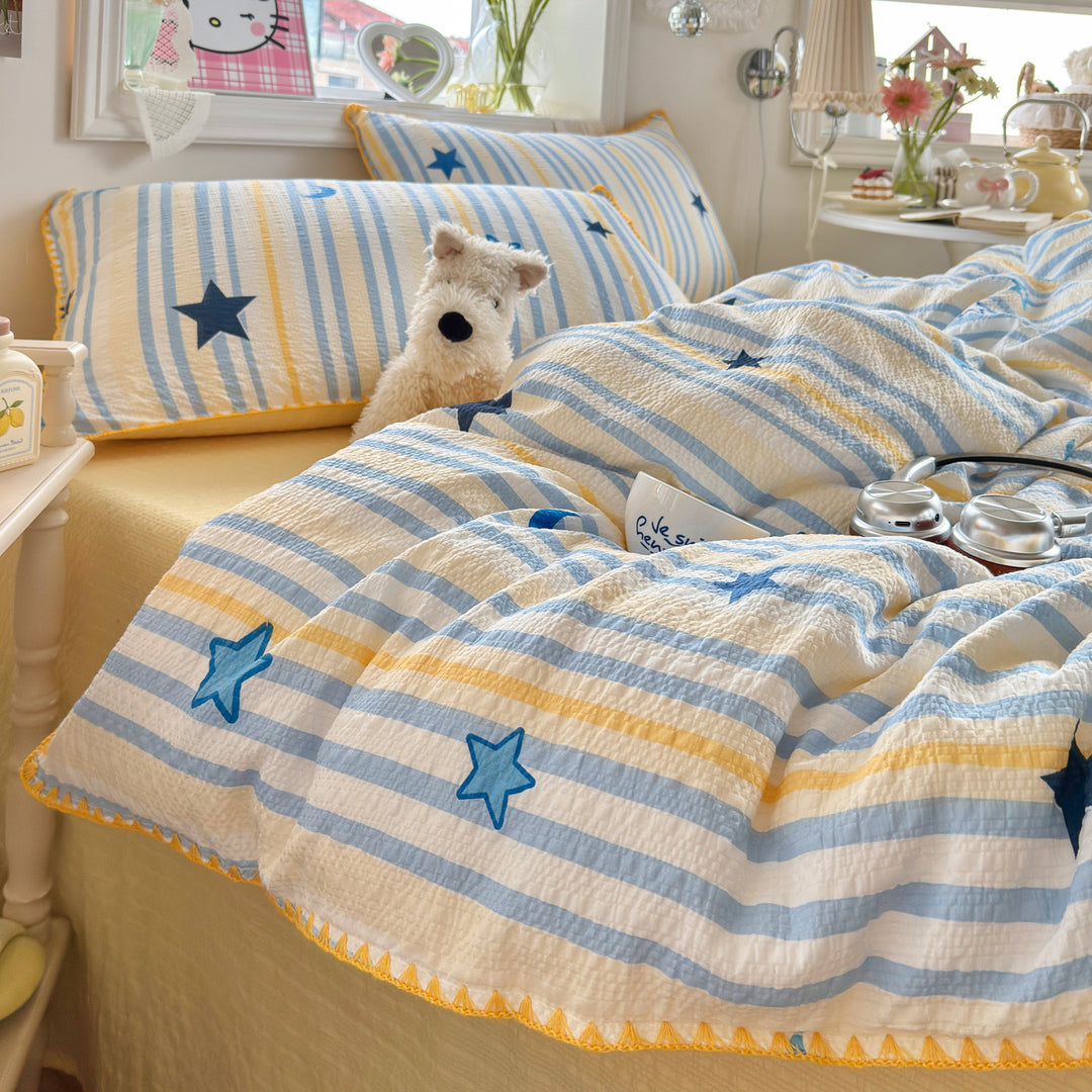 Striped Patchwork Quilt Set