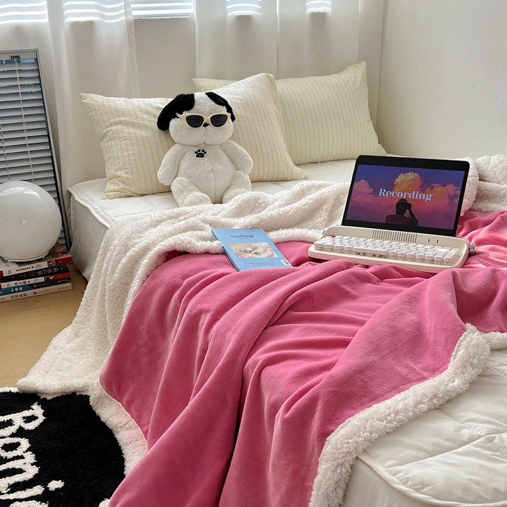 Fluffy Sherpa-Fleece Blanket