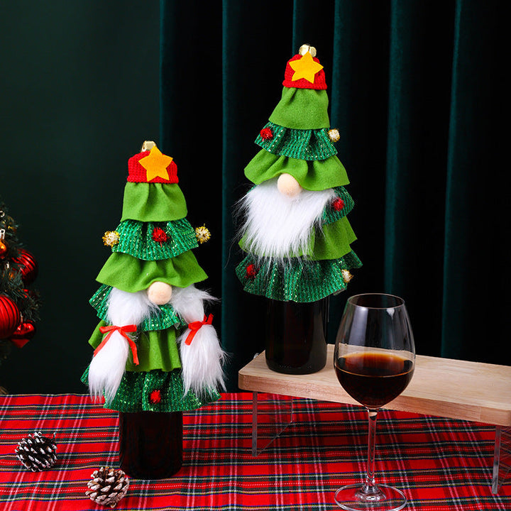 Creative bottle warmer in Christmas tree design