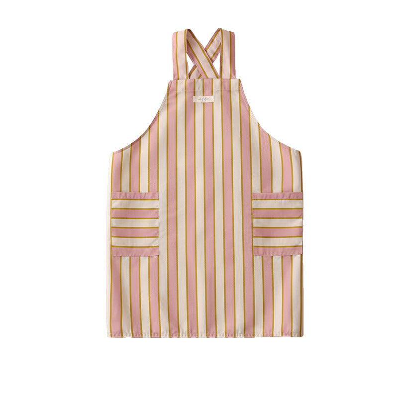 Adjustable kitchen apron with cross straps and patch pockets