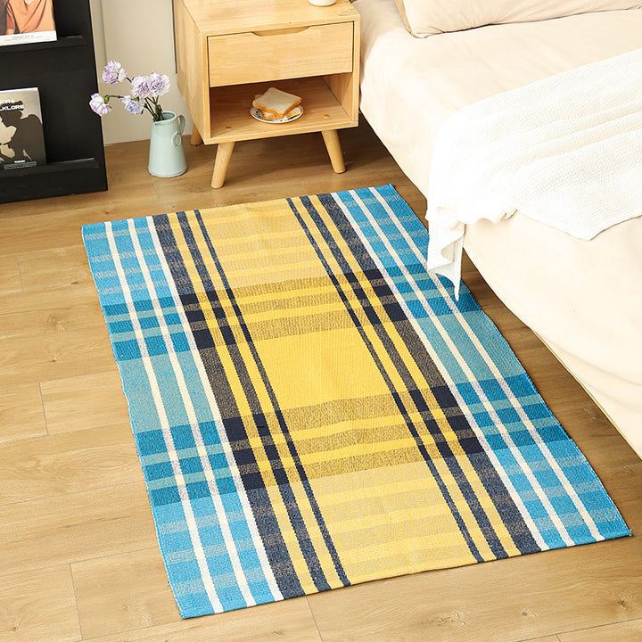 Flat-woven living and bedroom carpet with striped structure and anti-slip backing