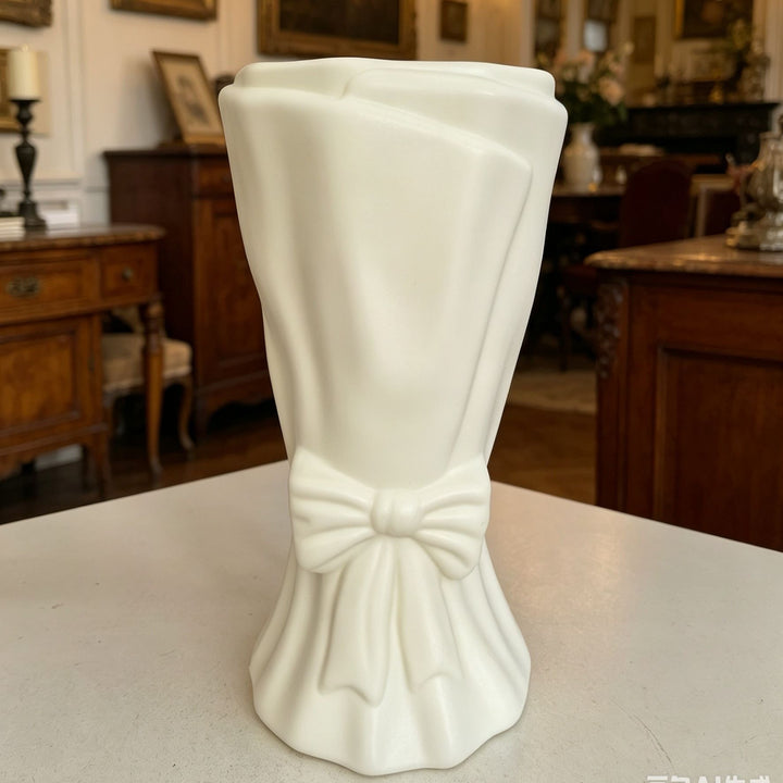 Decorative Elegant Bow-Shaped Flower Vase