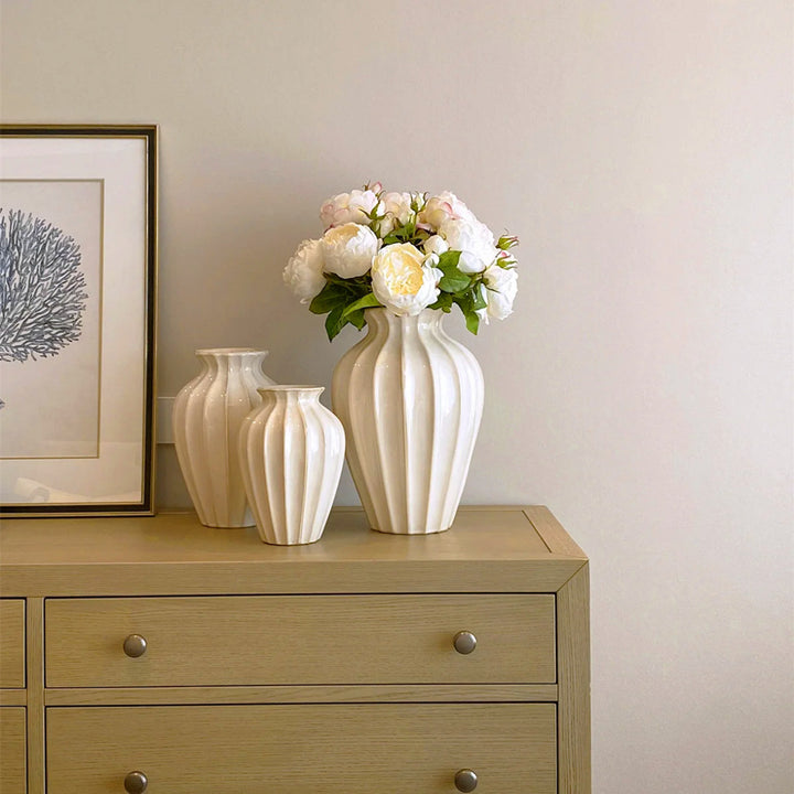 Elegant ceramic vase with ribbed structure