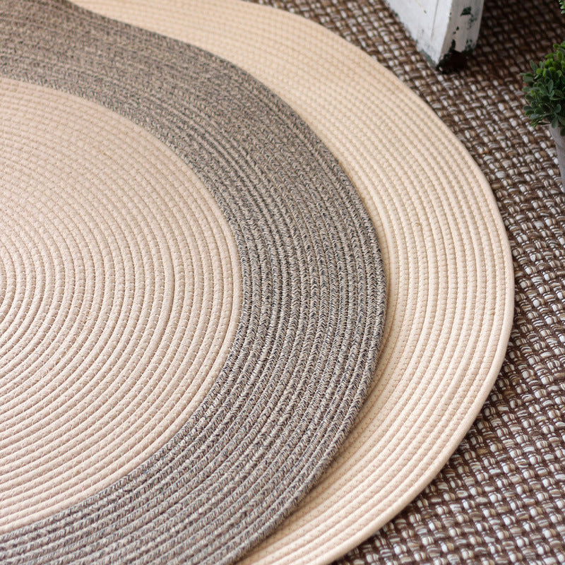 Round woven rug