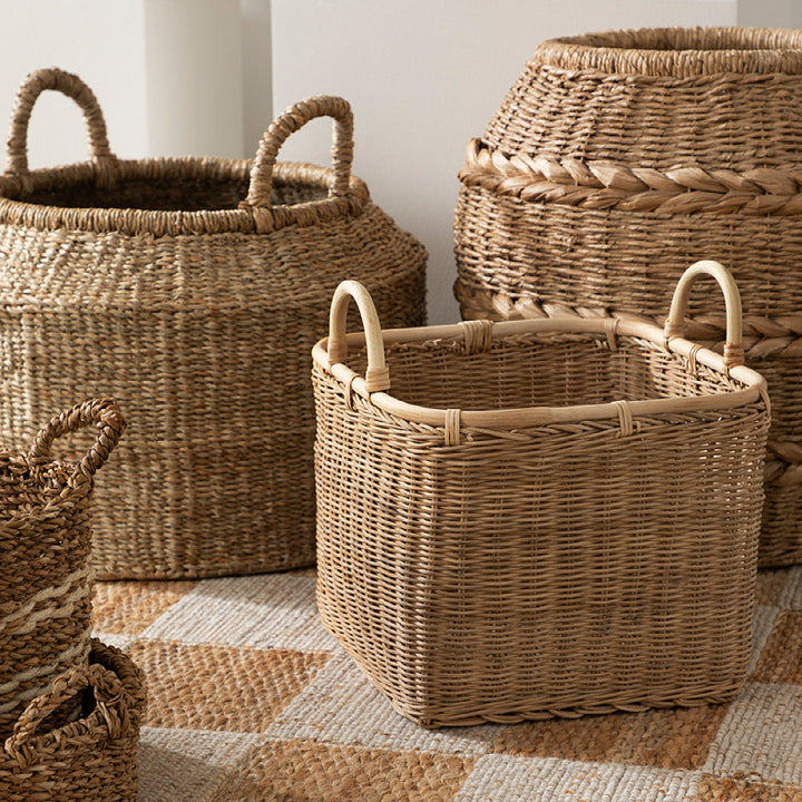 High-quality storage basket with sturdy handles