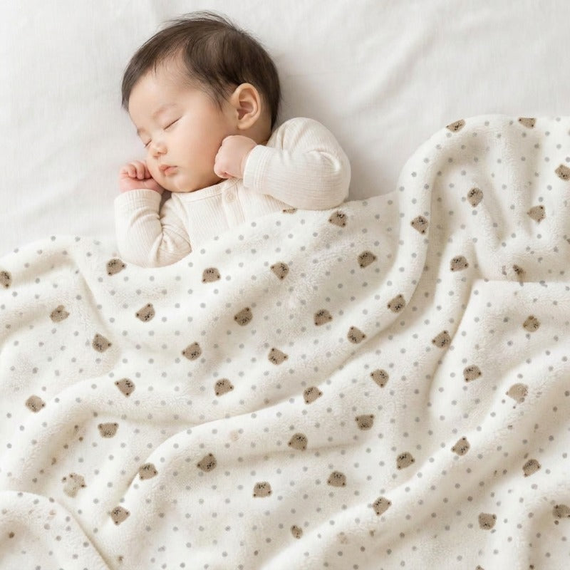 Ultra-Soft Cozy Dot Pattern Blanket