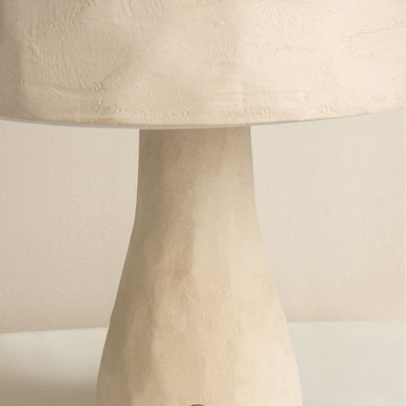Artistic mushroom-shaped table lamp
