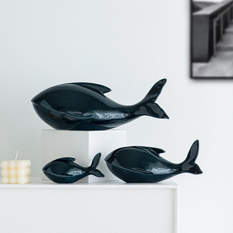 Simple and Elegant Decorative Figure