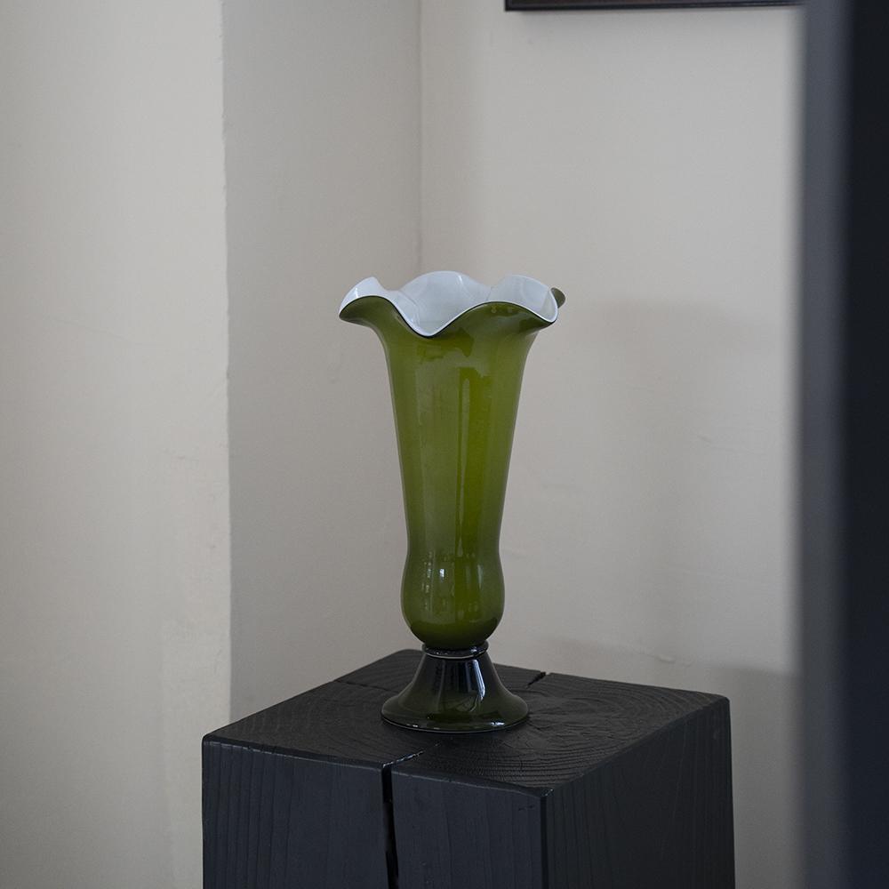 Tall Ruffled-Lip Pedestal Glass Flower Vase