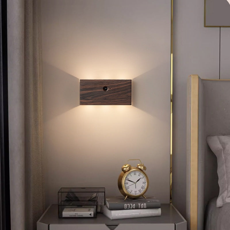Motion sensor wall lamp