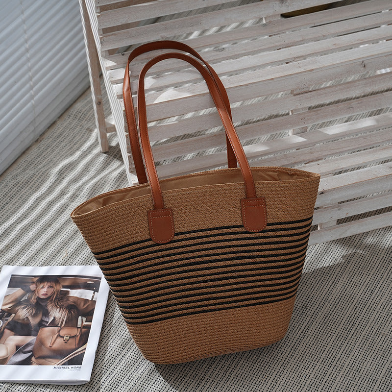 Basket bag with leather handles