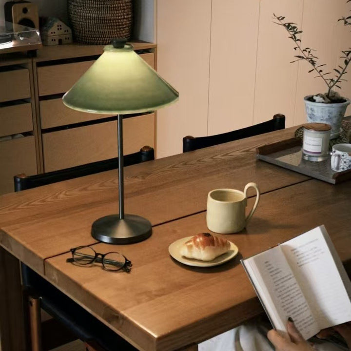 Contemporary adjustable table lamp