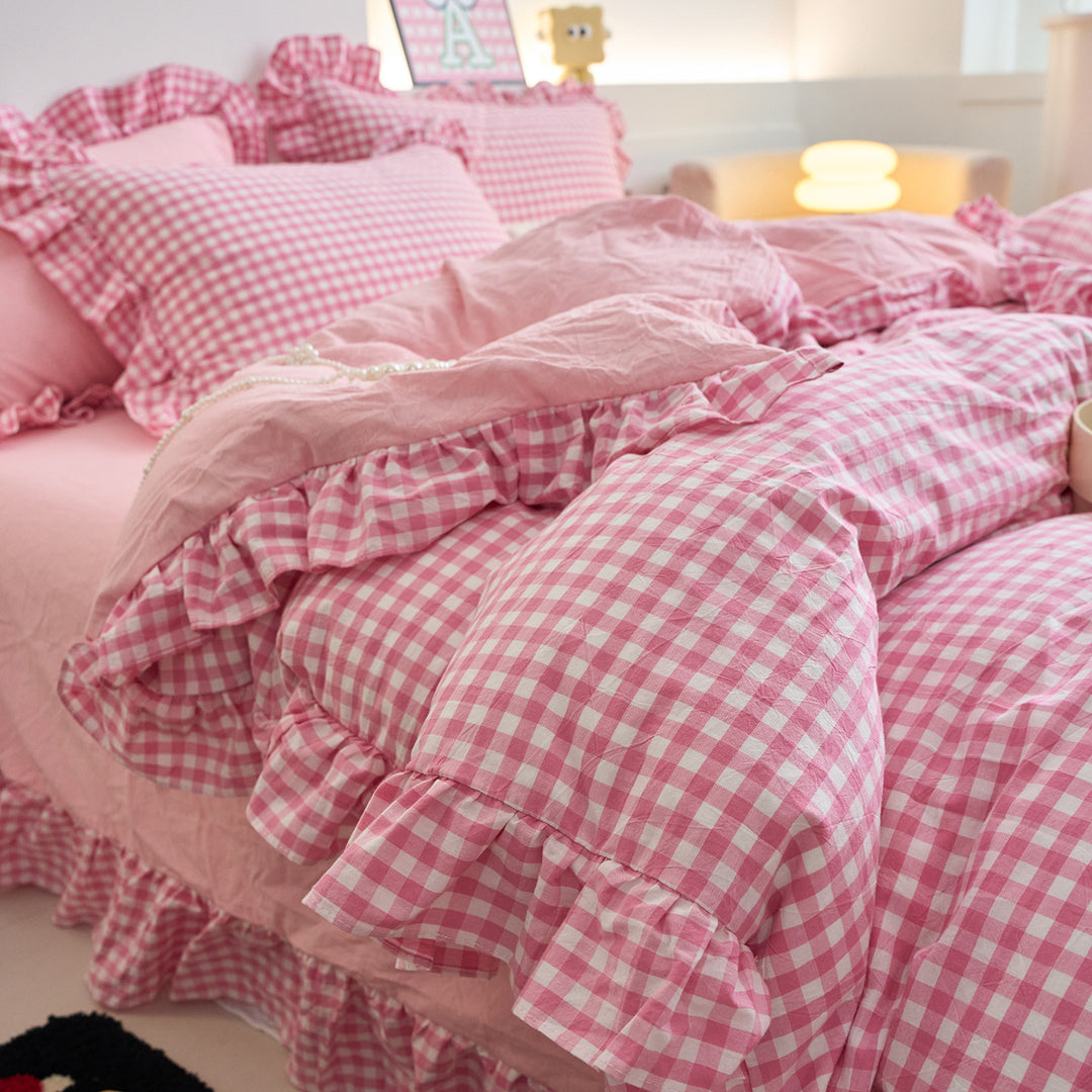 Decorative Gingham Patterned Ruffled Bedding Set Avarnia