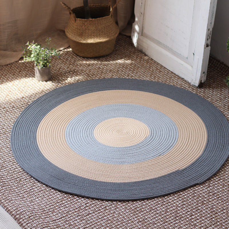 Beautiful round rug