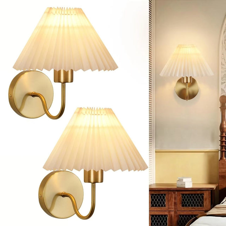 Elegant Satin Gold Wall Lamp