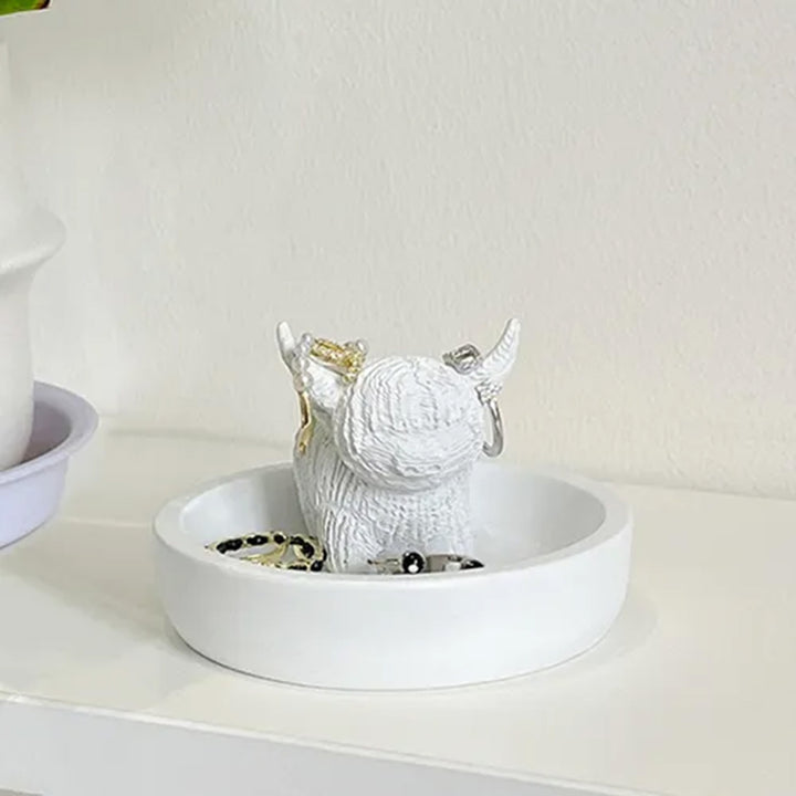 Highland Cow Decorative Phone Holder