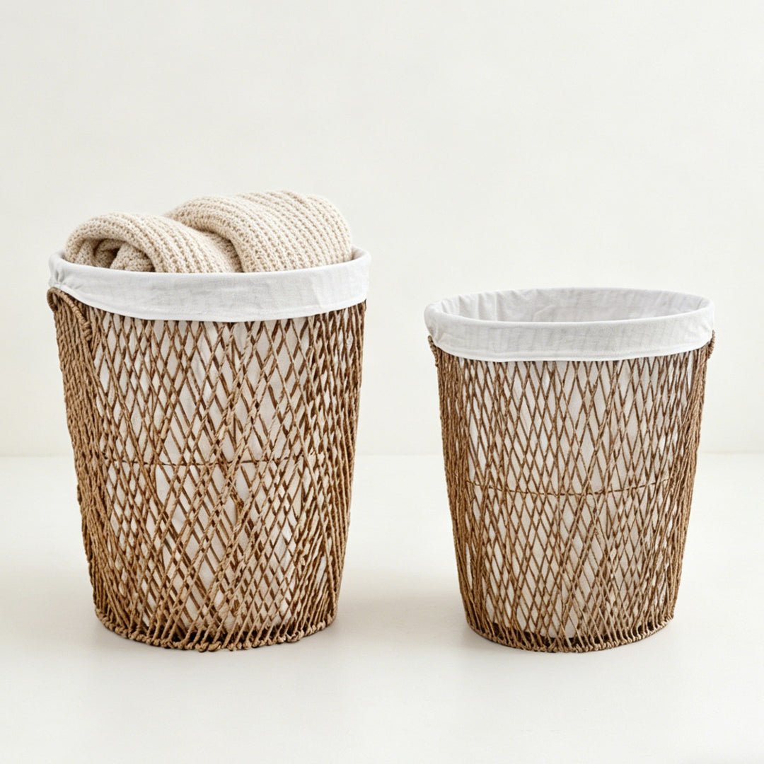 Decorative laundry basket with lid