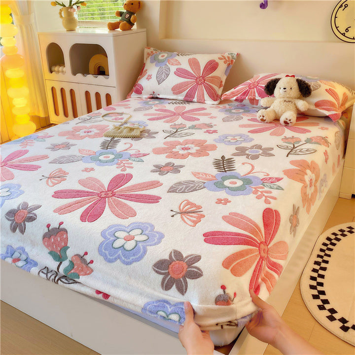 Soft Plush Cartoon-Themed Bedspread