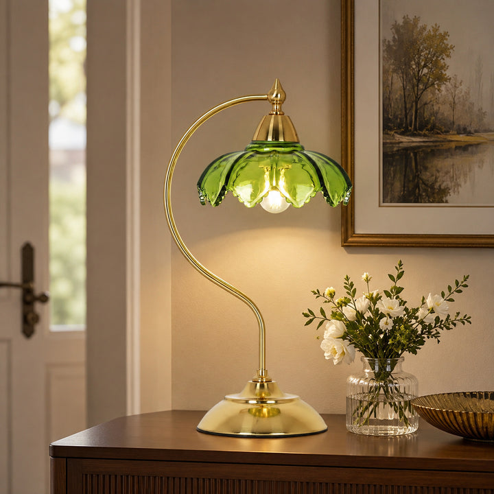 Artistic floral table lamp