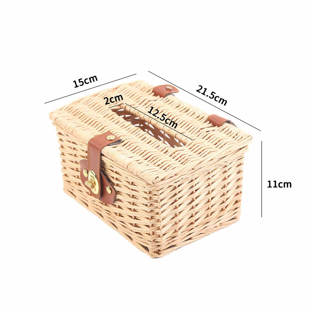 Basket with practical folding mechanism and leather details