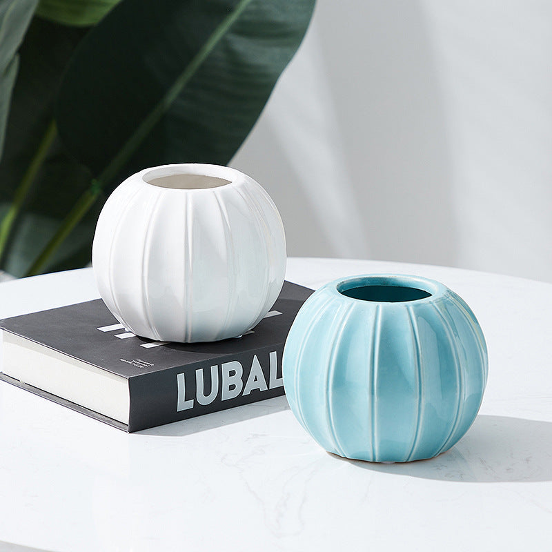 Decorative ceramic vase with modern ribbed design
