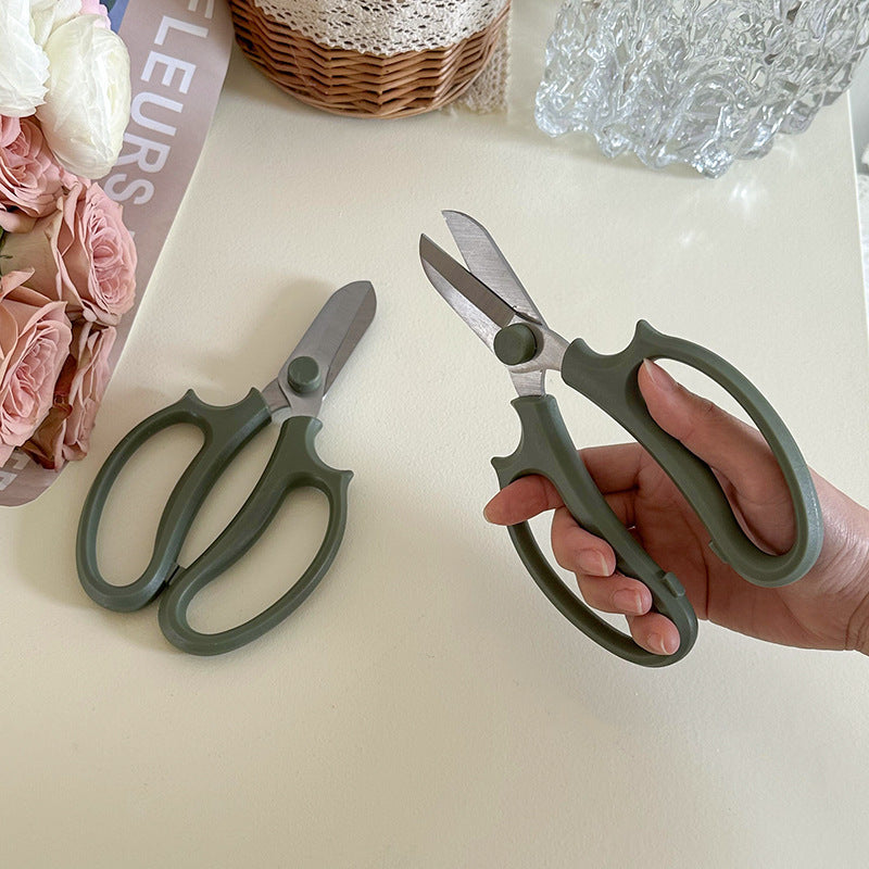 Ergonomic Garden Scissors