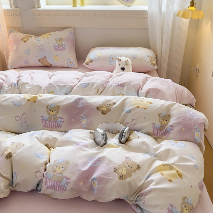 Fun Cartoon-Themed Quilt Set