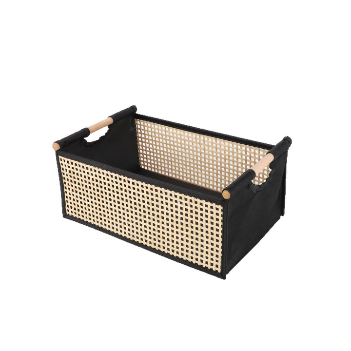 Modern storage container with rattan look