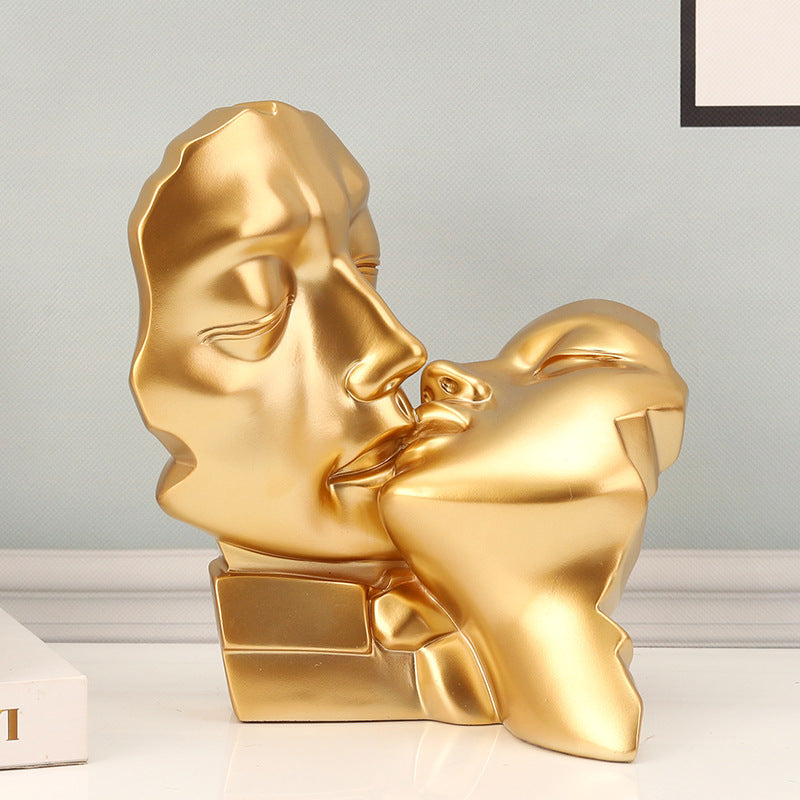 Romantic Kiss Figurine