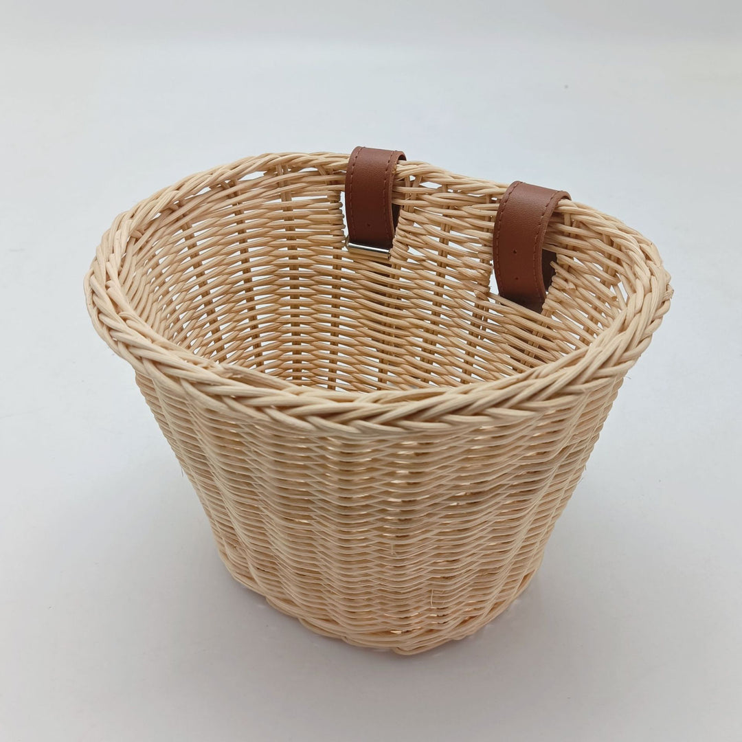 Robust bicycle accessory basket