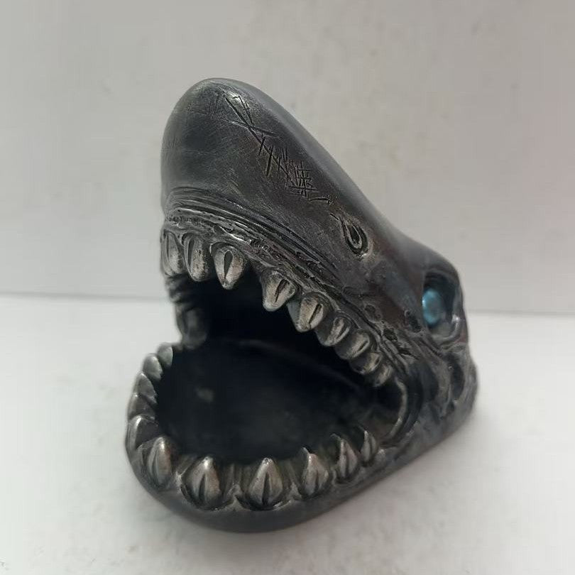Decorative incense holder with dragon wings