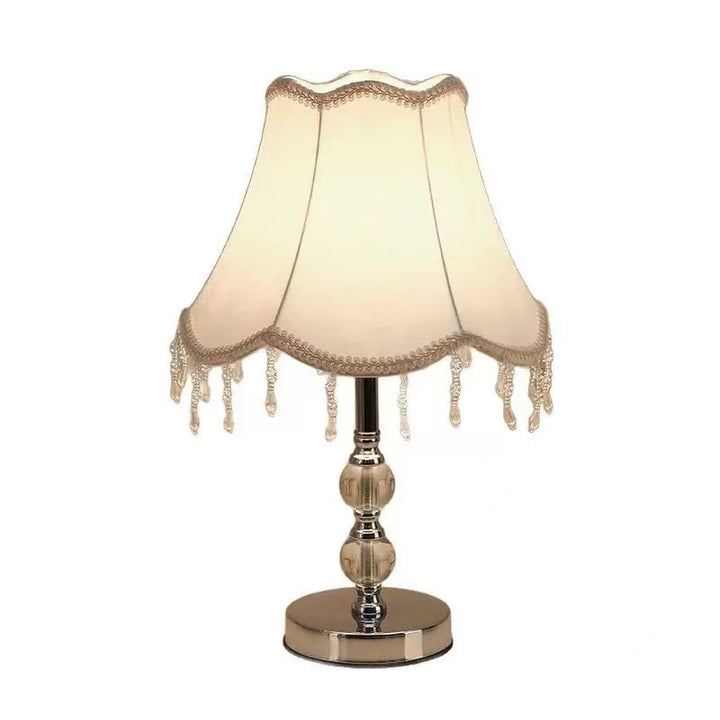 Elegant table lamp