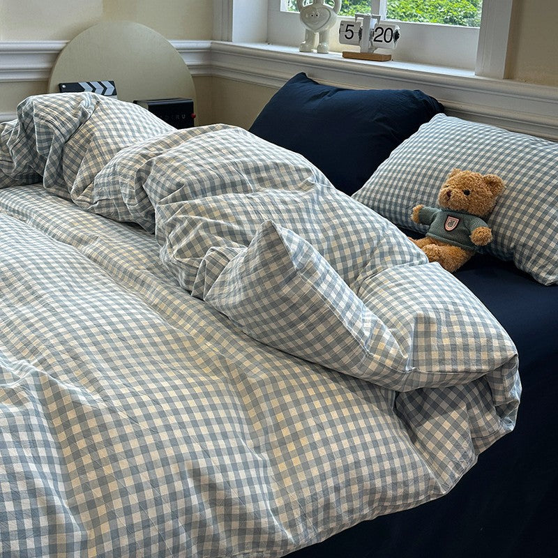 Decorative Textured Reversible Quilt Set Avarnia