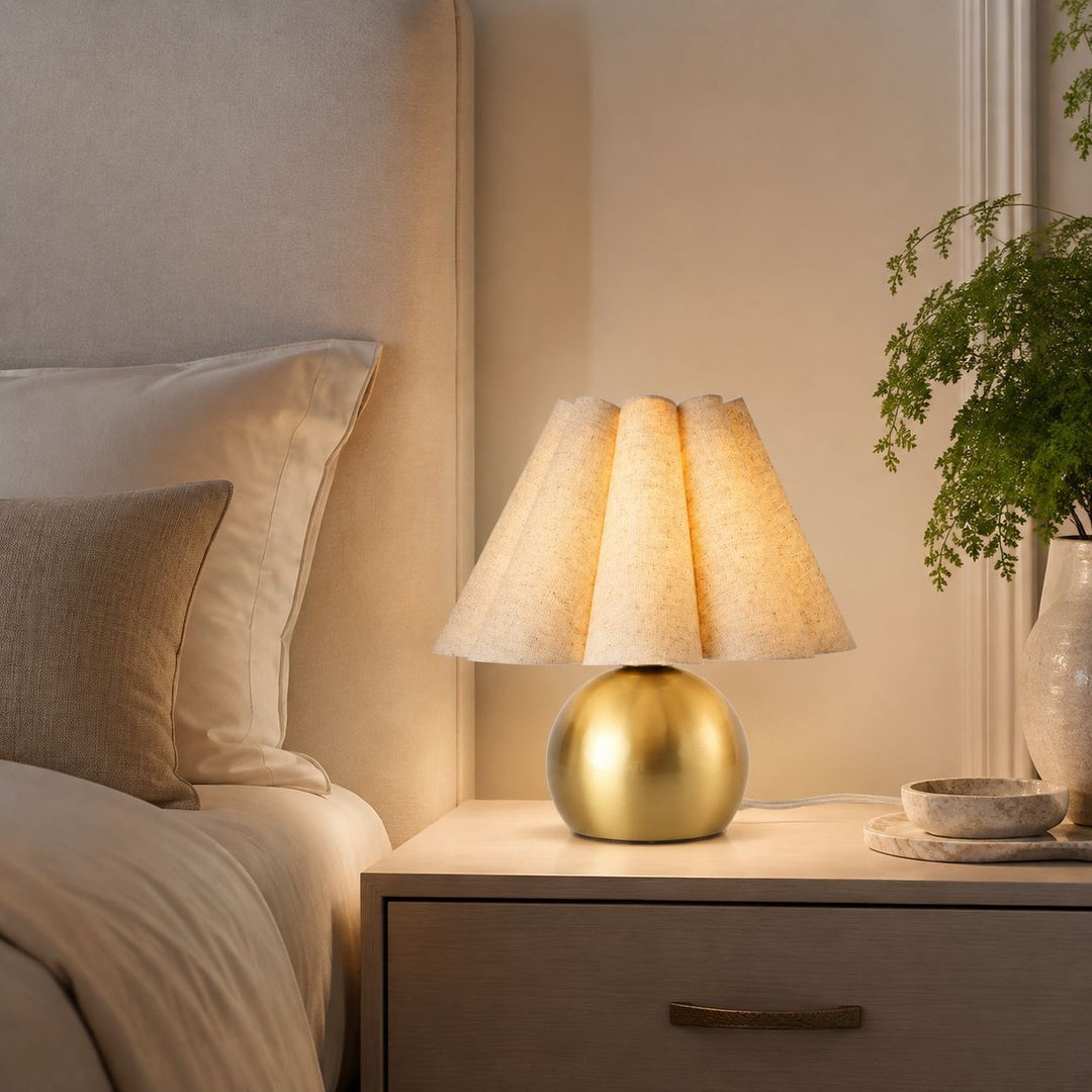Decorative table lamp