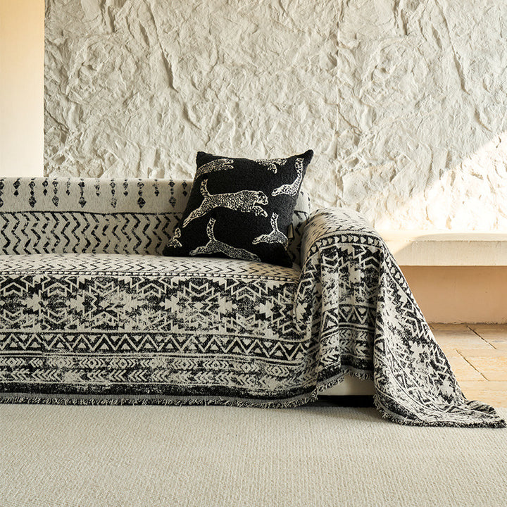 Decorative Geometric Tassel Sofa Throw Cover
