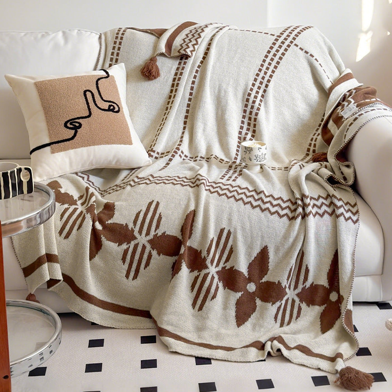 Contemporary Abstract Pattern Throw Blanket