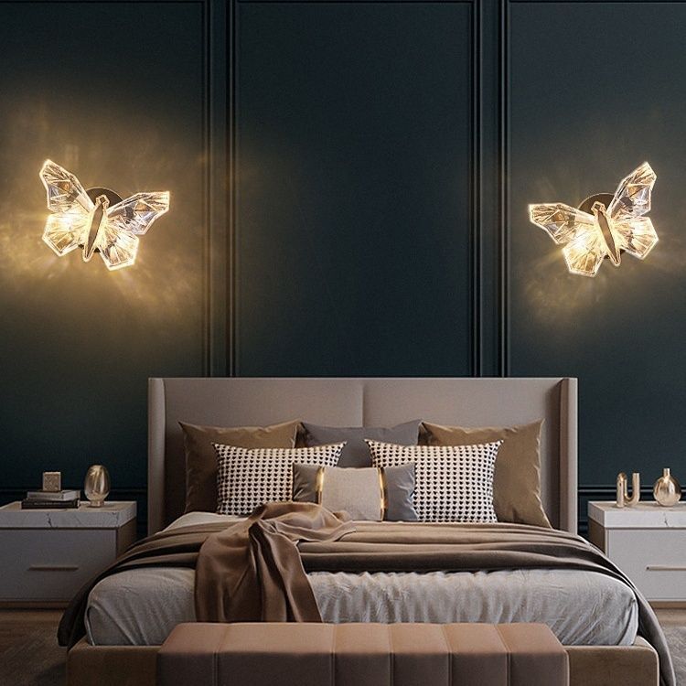 Artistic butterfly wall lamp