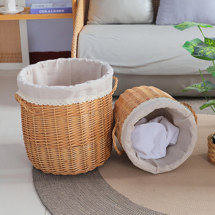 Braided laundry basket with removable fabric lid