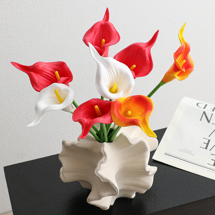 Artificial Calla Lily with meticulous craftsmanship