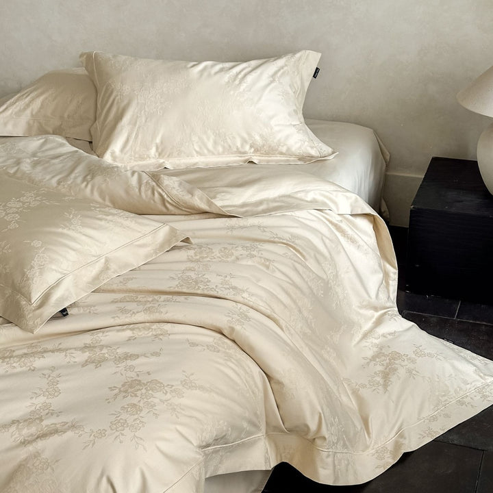 Decorative Elegant Floral Satin Duvet Cover Set Avarnia