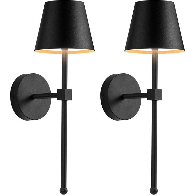 Stylish minimalist wall lamp